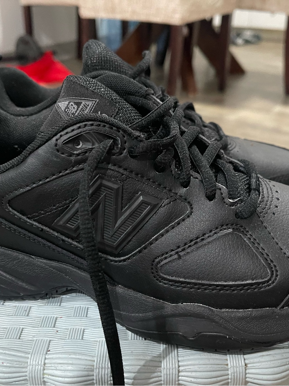 New Balance 626 women’s Black Leather Casual Sneakers